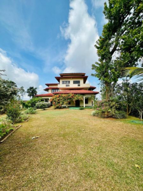 The Views Kandy - 360 Mountain View